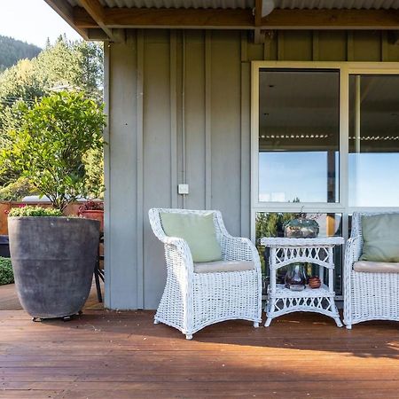 Private Cottage With Spa And Amazing Lake Views Closeburn ภายนอก รูปภาพ