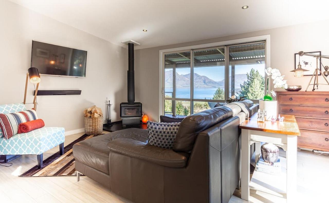 Private Cottage With Spa And Amazing Lake Views Closeburn ภายนอก รูปภาพ